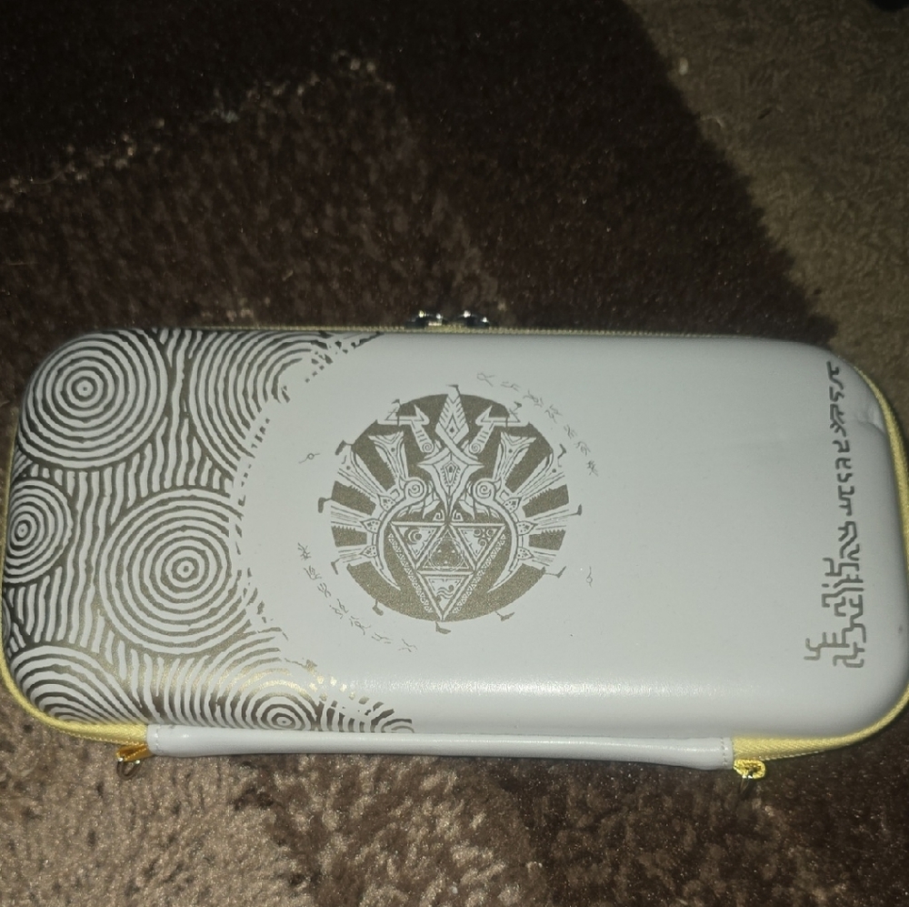 Nintendo Handheld Console Case - White with Gold Accents